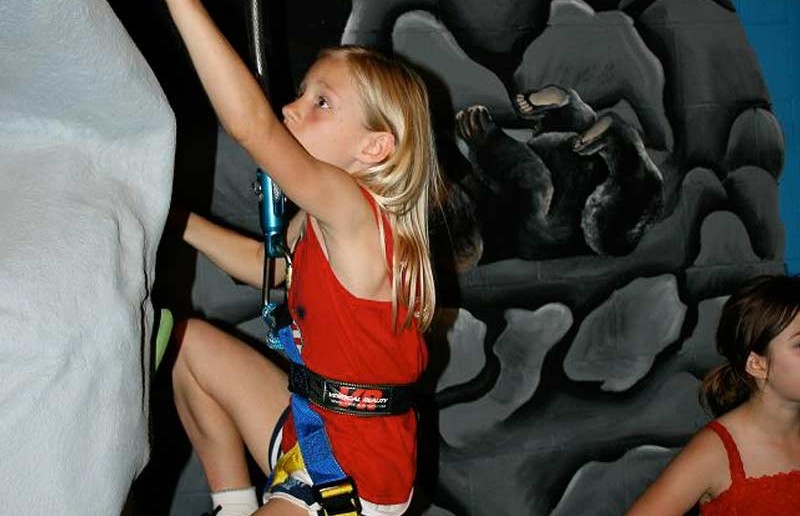 Rock Climbing Wall - Funopolis Family Fun Center